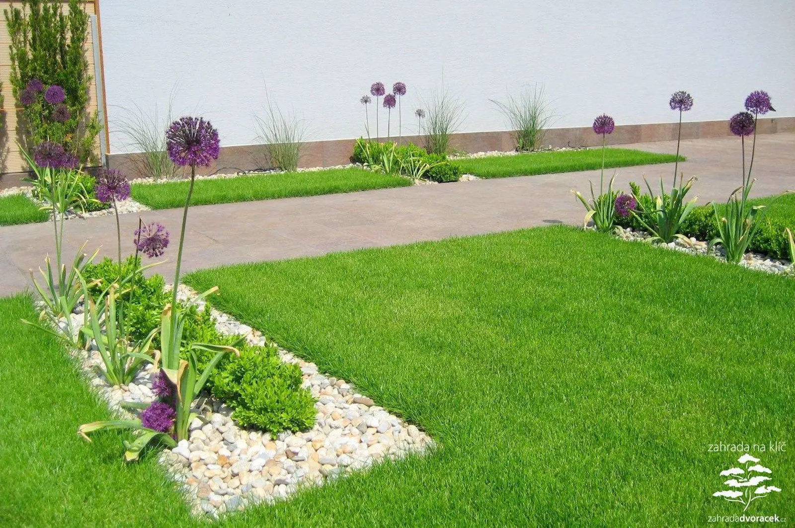 Minimalistický design s vodní hrou