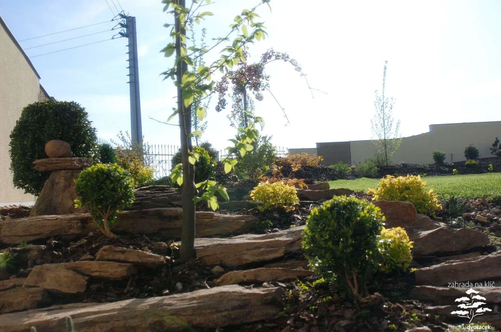 Šlapanice, zahrada s vodopády