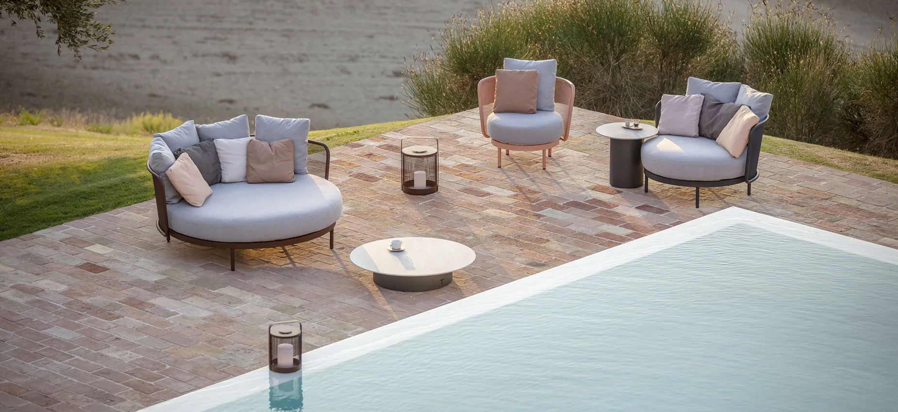 Zahradní nábytek TODUS-01